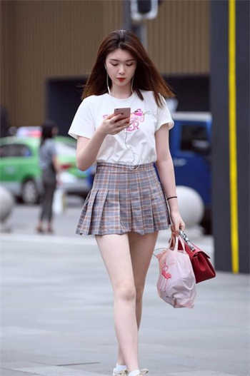 快手小妹事件缘由