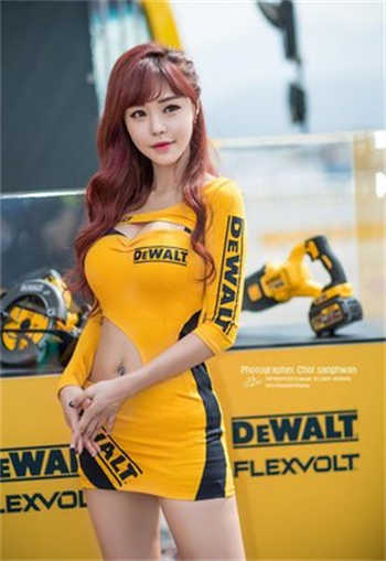 都市美艳后宫未删txt