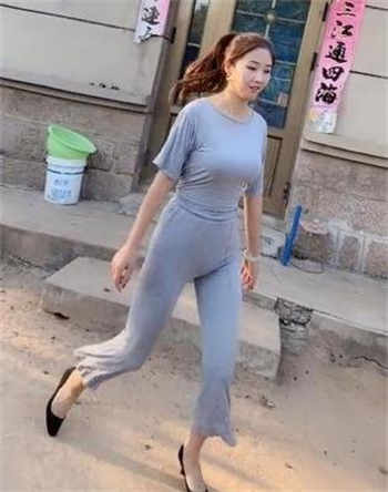 七彩公寓六行不行