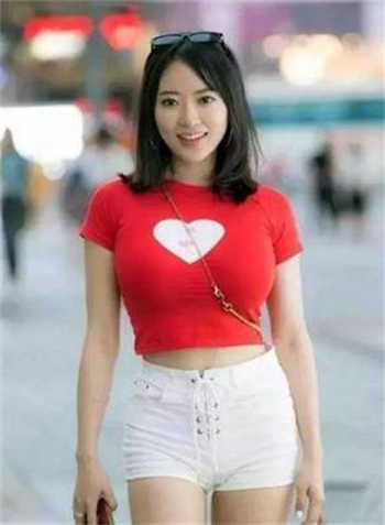 李婷杨丽办公室情事