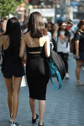 和漂亮的女教师同床