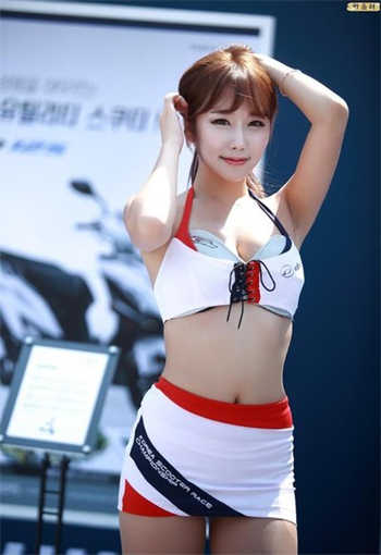 顾国明32位女下属照片