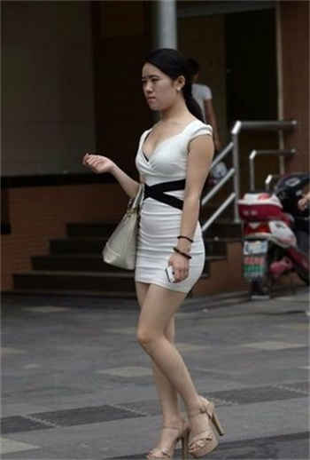 慕斯女王字母社区免费