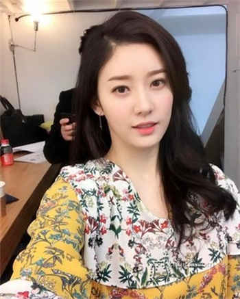 onlyfans娜娜高跟鞋