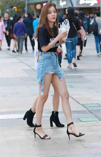 傻呆萌小奶球实名