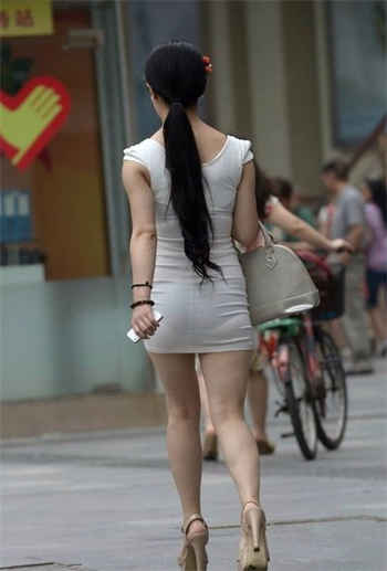 李蕾丽蒋玲玲