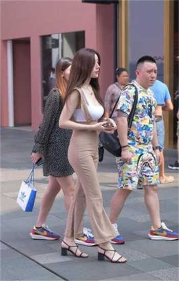 秋末的收获下小豪钰慧