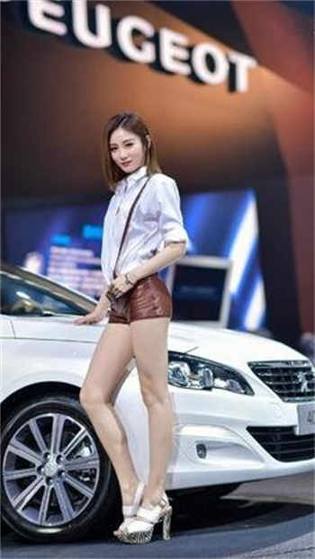 在庄园工作的妻子月夜