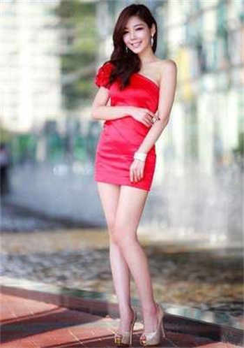 女人脚丫砍下来图片