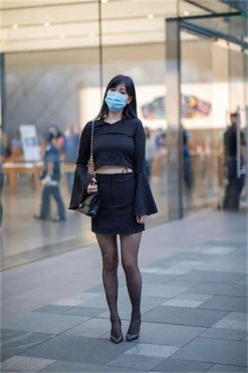 当小美人在恐怖yx里被qg则