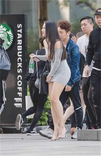 嫁给男配的大哥