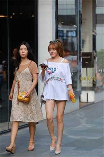 甜甜和三个兄长