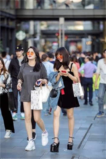 十个动作让老公离不开你