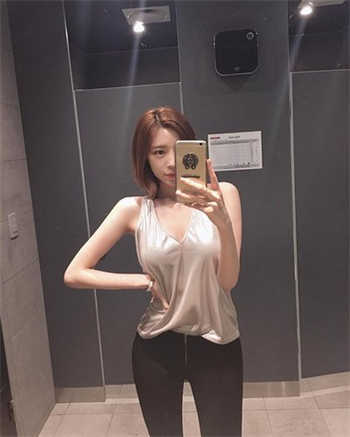 omoani女性腹泻集